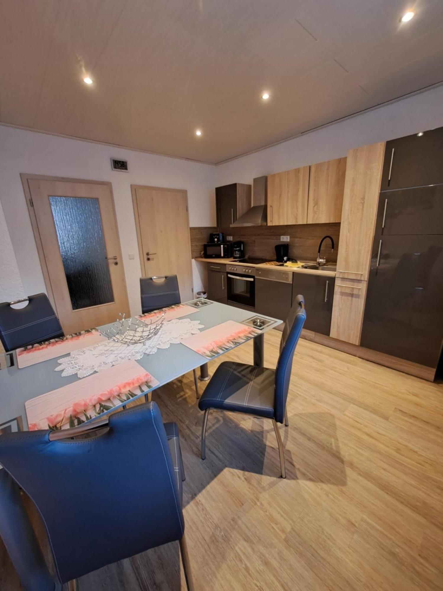 Urlaub Und Arbeit In Waldheim Apartment Exterior foto